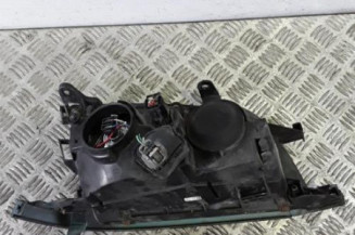 Optique avant principal gauche (feux)(phare) TOYOTA AVENSIS 1