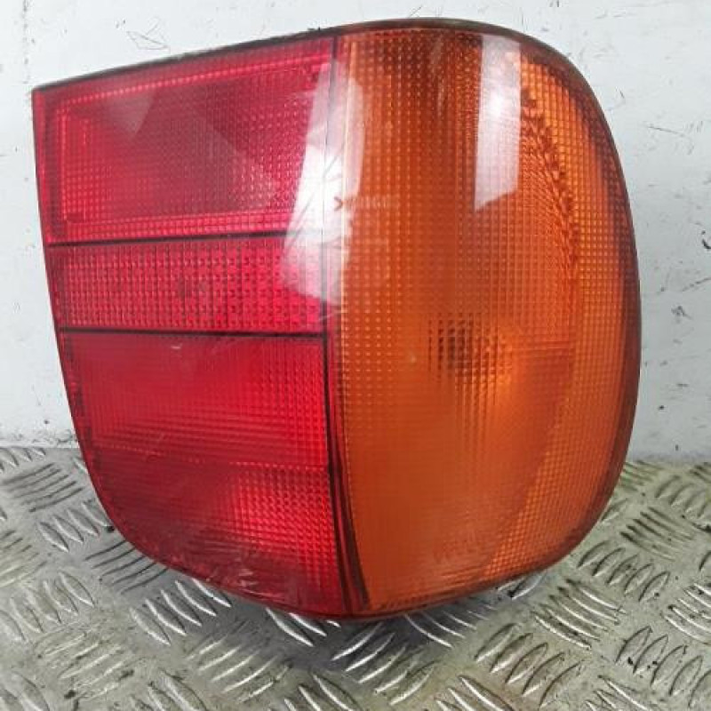 Feu arriere principal gauche (feux) VOLKSWAGEN POLO 3