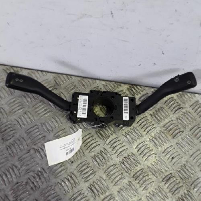 Commodo d'essuie glaces VOLKSWAGEN NEW BEETLE 1