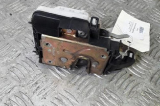 Serrure arriere gauche VOLKSWAGEN POLO 3