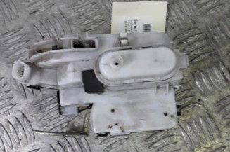 Serrure avant droit VOLKSWAGEN POLO 3