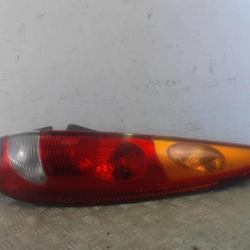 Feu arriere principal droit (feux) NISSAN ALMERA TINO