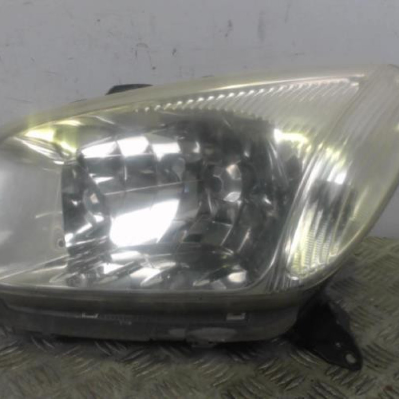Optique avant principal gauche (feux)(phare) TOYOTA RAV4 2