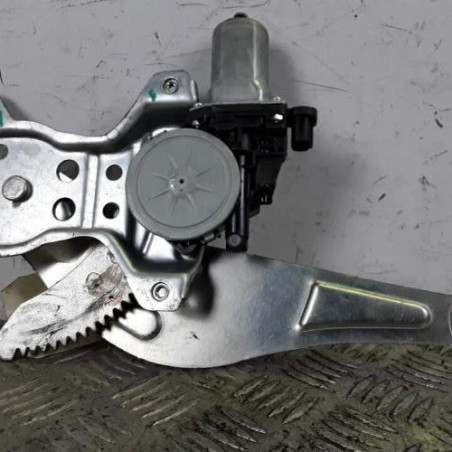 Leve vitre electrique arriere droit SUZUKI SWIFT 3 Photo n°1