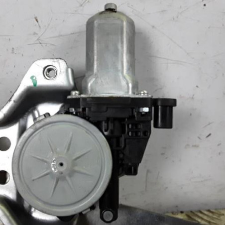Leve vitre electrique arriere droit SUZUKI SWIFT 3
