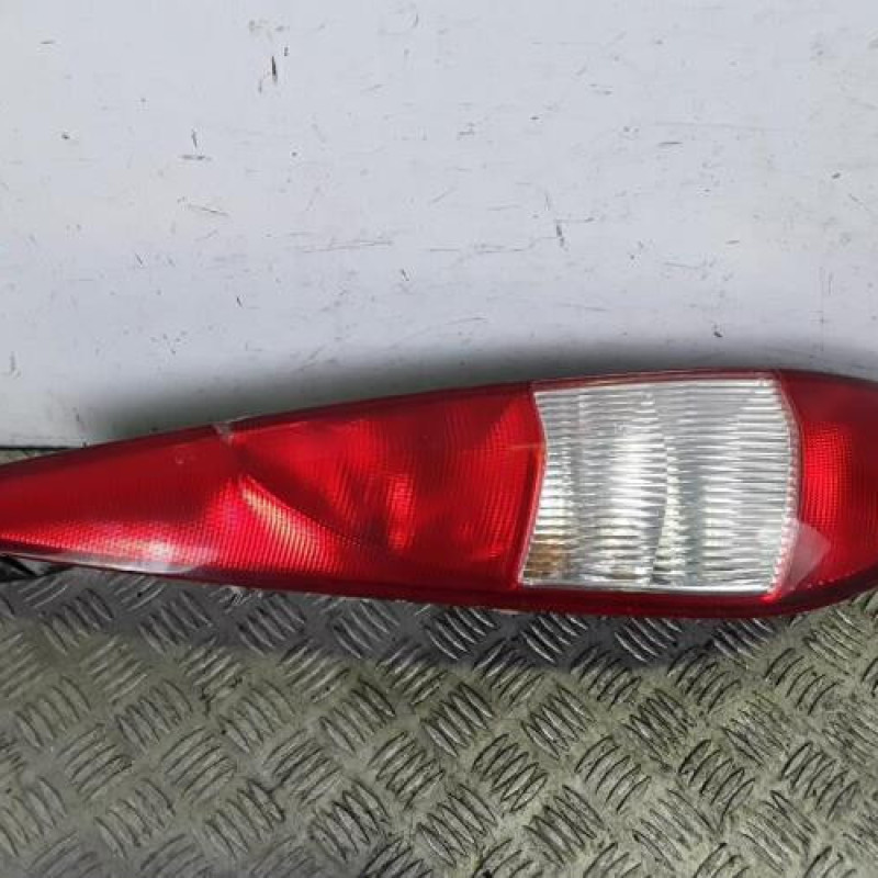 Feu arriere principal gauche (feux) FORD MONDEO 2
