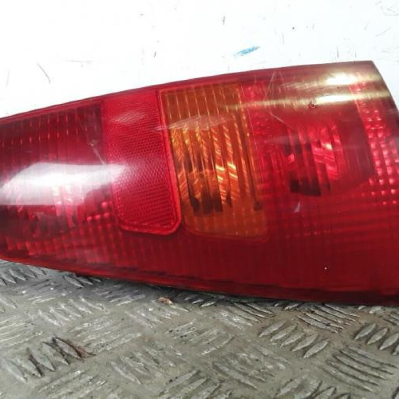 Feu arriere principal gauche (feux) FORD FOCUS 1