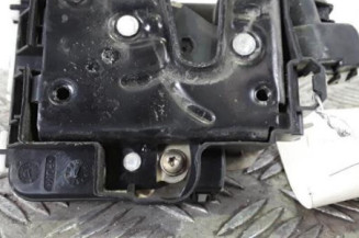 Serrure arriere droit VOLKSWAGEN POLO 3 Photo n°1