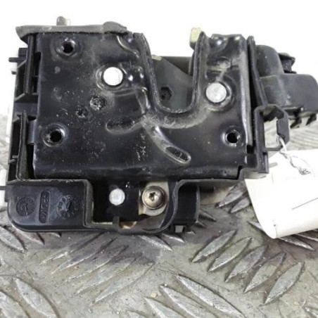 Serrure arriere droit VOLKSWAGEN POLO 3 Photo n°1