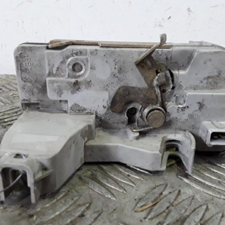 Serrure arriere droit PEUGEOT 307