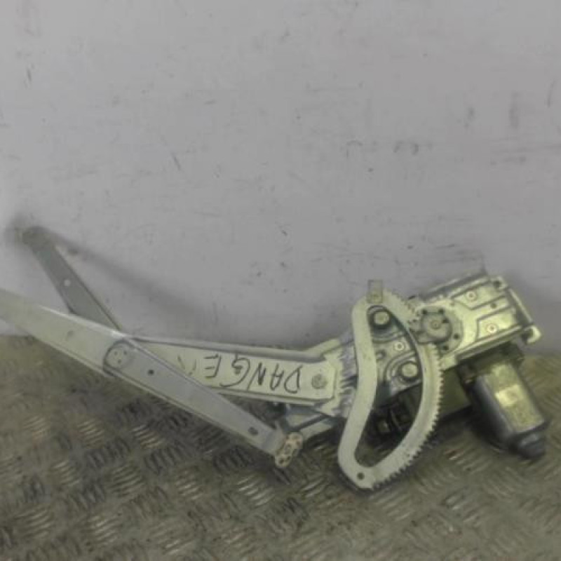 Leve vitre electrique avant droit OPEL CORSA B