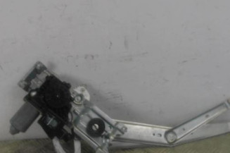 Leve vitre electrique avant droit OPEL CORSA B Photo n°3
