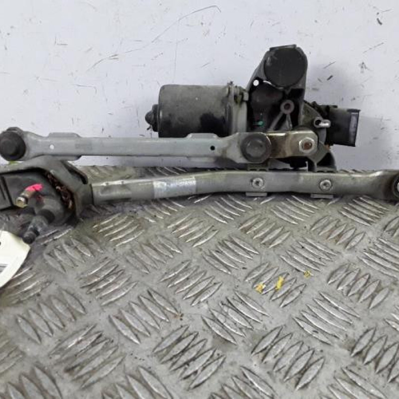 Moteur essuie glace avant PEUGEOT 107