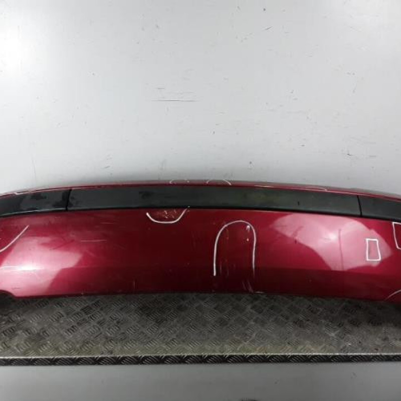 Pare choc arriere RENAULT MEGANE 1 Pare choc arriere RENAULT MEGANE 1