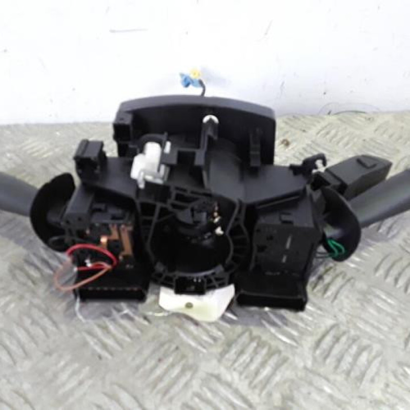Com (Bloc Contacteur Tournant+Commodo Essuie Glace+Commodo Phare) RENAULT ESPACE 4