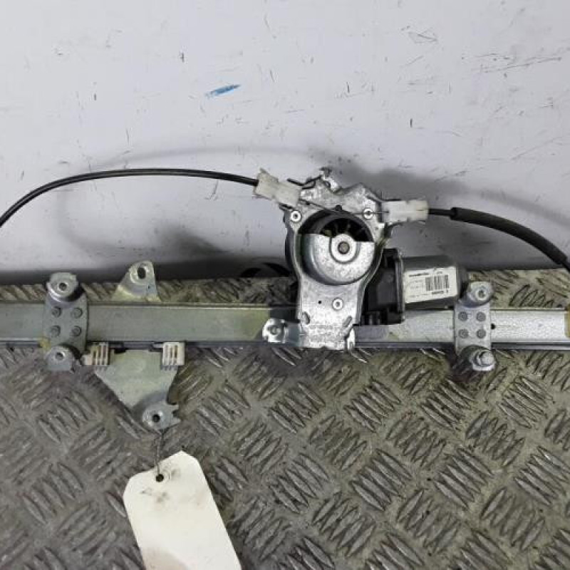 Leve vitre electrique avant droit NISSAN NOTE 1