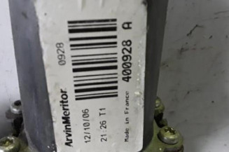 Leve vitre electrique arriere gauche NISSAN NOTE 1 Photo n°3