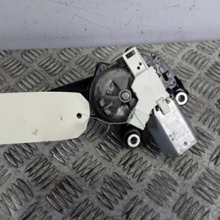 Moteur essuie glace arriere RENAULT TRAFIC 2 Photo n°1