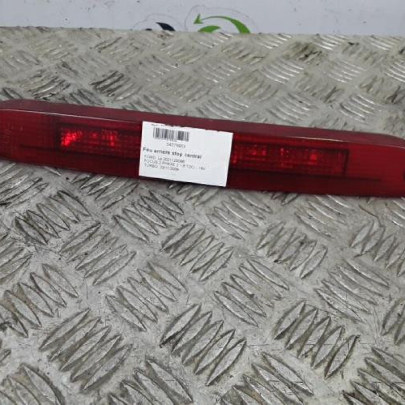Feu arriere stop central FORD FOCUS 2