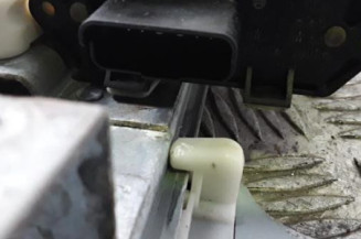Leve vitre electrique arriere droit CITROEN C4 1 Photo n°4