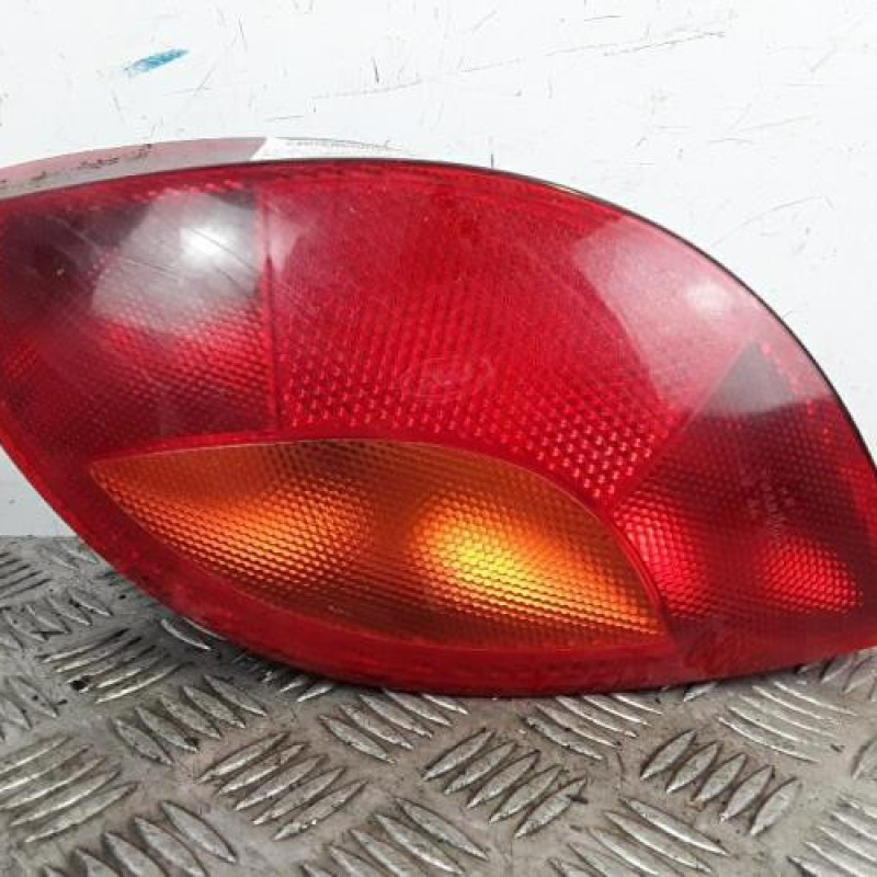 Feu arriere principal gauche (feux) FORD KA 1