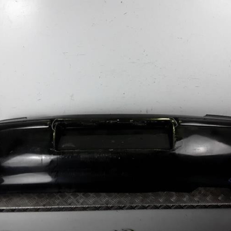 Pare choc arriere VOLKSWAGEN POLO 3