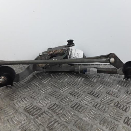 Moteur essuie glace avant TOYOTA AURIS 1