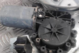 Leve vitre electrique avant droit RENAULT LAGUNA 1