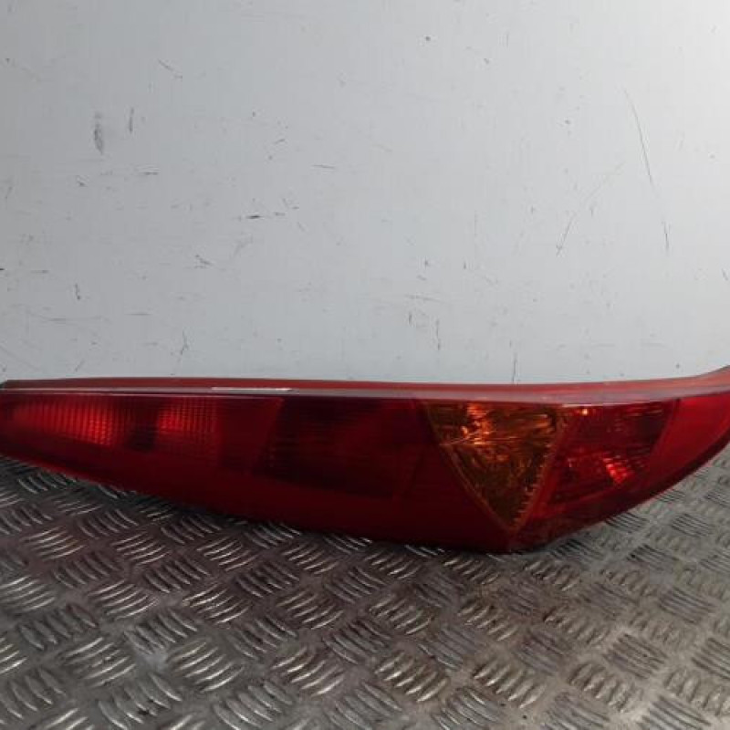 Feu arriere principal gauche (feux) FIAT PUNTO 2