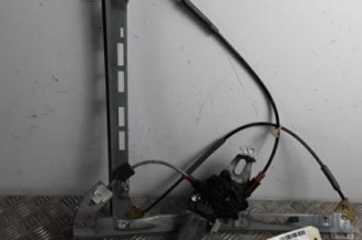 Leve vitre electrique avant gauche PEUGEOT 206 Photo n°1