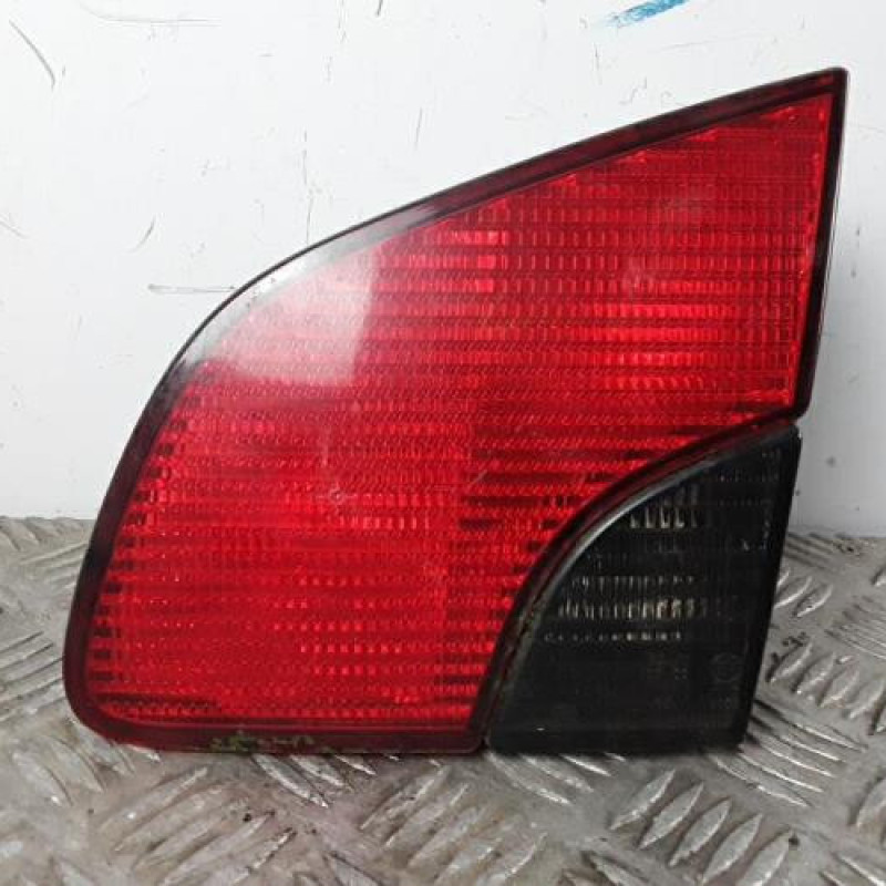 Feu arriere secondaire droit (feux) PEUGEOT 406
