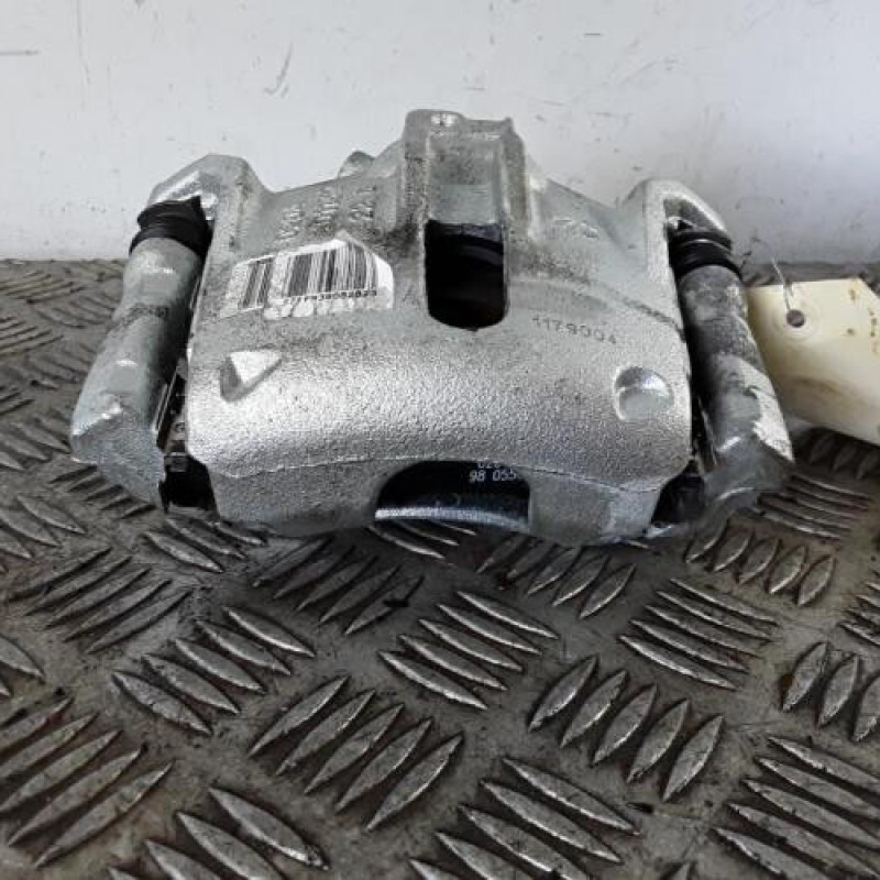 Etrier avant droit (freinage) PEUGEOT 208 1
