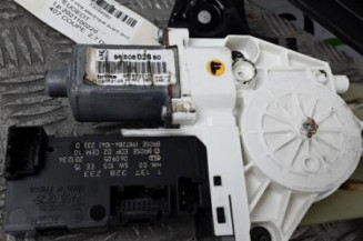 Leve vitre electrique avant droit PEUGEOT 407 Photo n°4