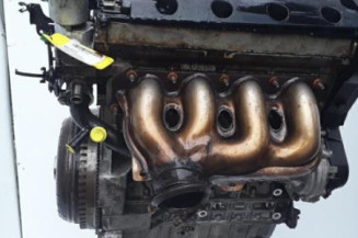 Moteur CITROEN XSARA PICASSO Photo n°4