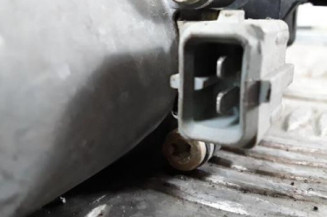 Leve vitre electrique arriere gauche PEUGEOT 306 Photo n°3
