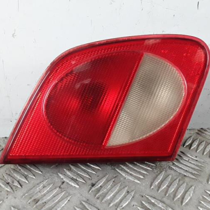 Feu arriere secondaire gauche (feux) MERCEDES CLASSE E 210