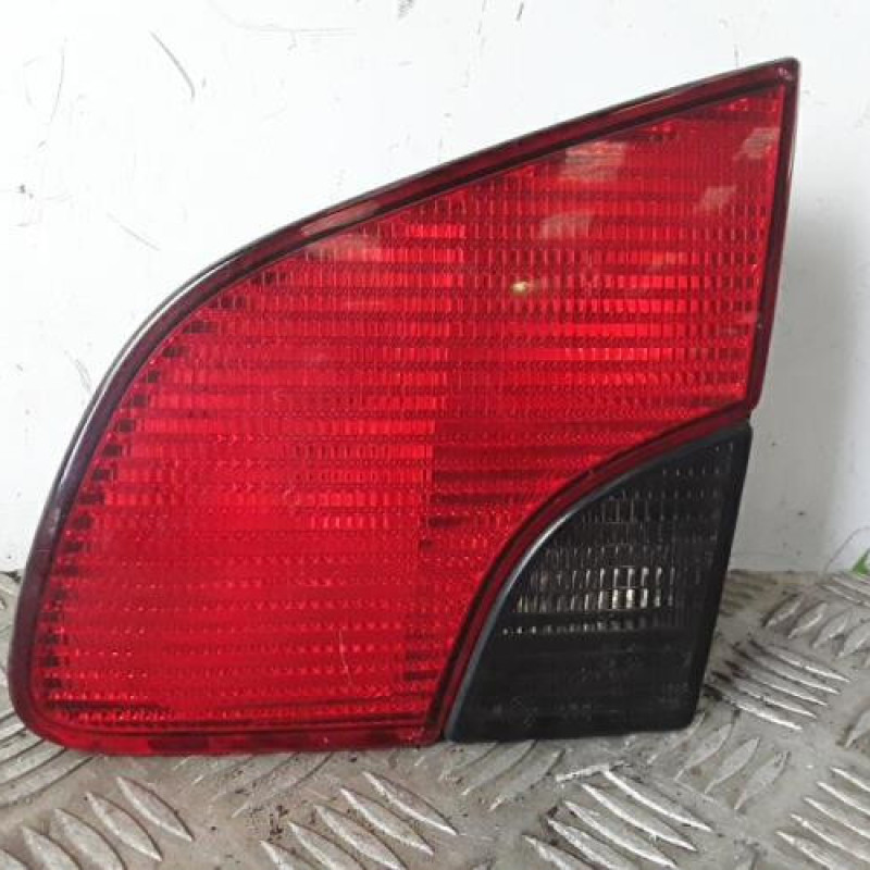 Feu arriere secondaire droit (feux) PEUGEOT 406