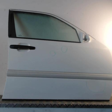 Porte avant droit MERCEDES CLASSE C 202 Photo n°1