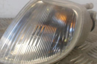 Optique avant secondaire gauche (feux)(clignotant) CITROEN SAXO Photo n°1
