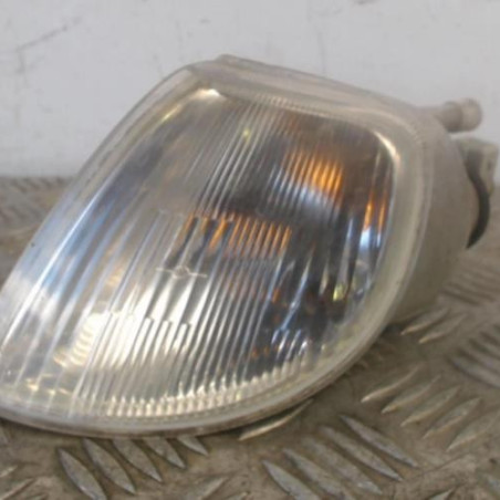 Optique avant secondaire gauche (feux)(clignotant) CITROEN SAXO Photo n°1