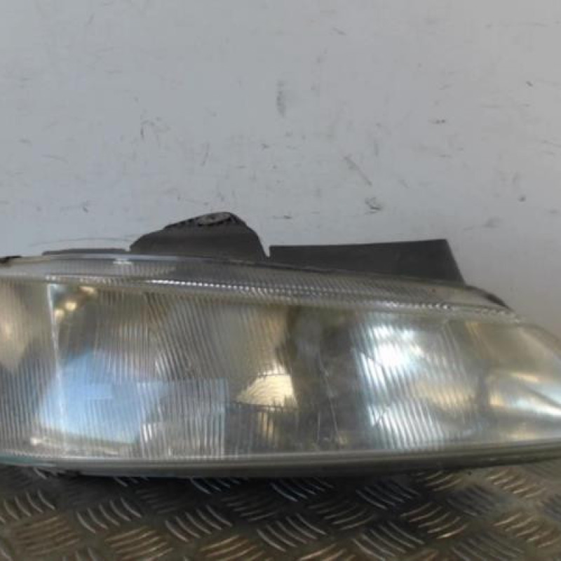 Optique avant principal droit (feux)(phare) PEUGEOT 406