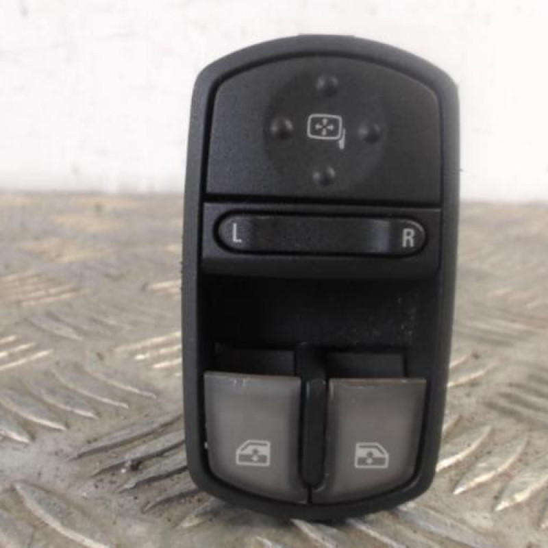 Interrupteur de leve vitre OPEL CORSA D Interrupteur de leve vitre OPEL CORSA D