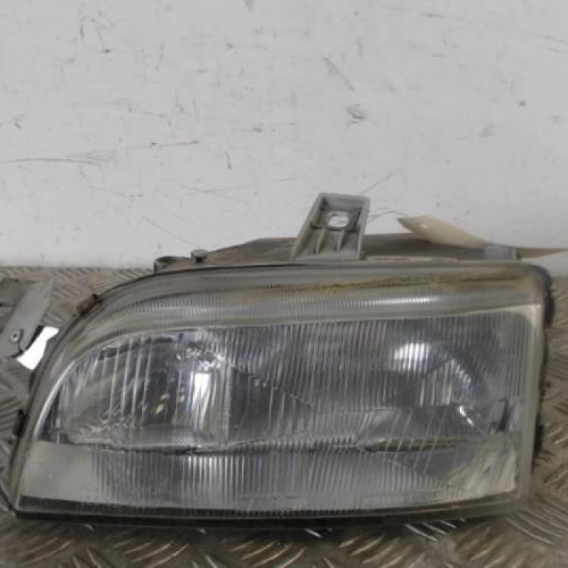 Optique avant principal gauche (feux)(phare) FIAT PUNTO 1