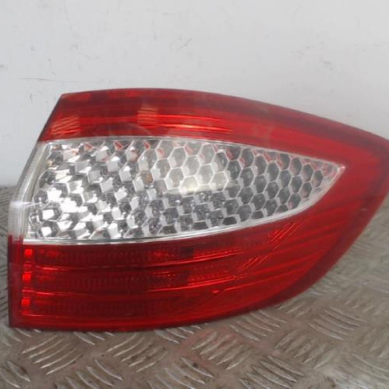 Feu arriere principal droit (feux) FORD MONDEO 3