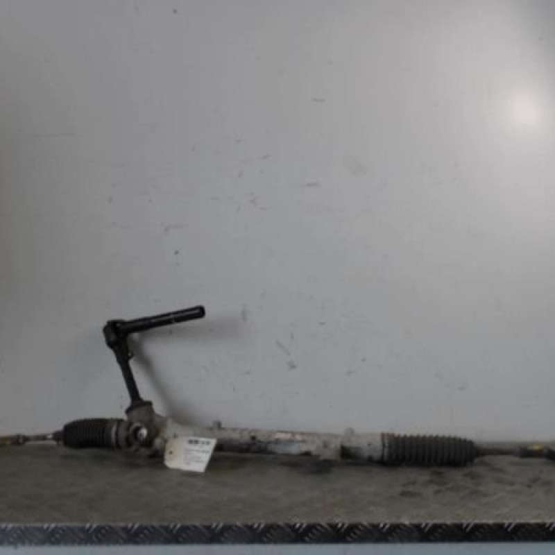 Cremaillere assistee NISSAN NV200 Cremaillere assistee NISSAN NV200