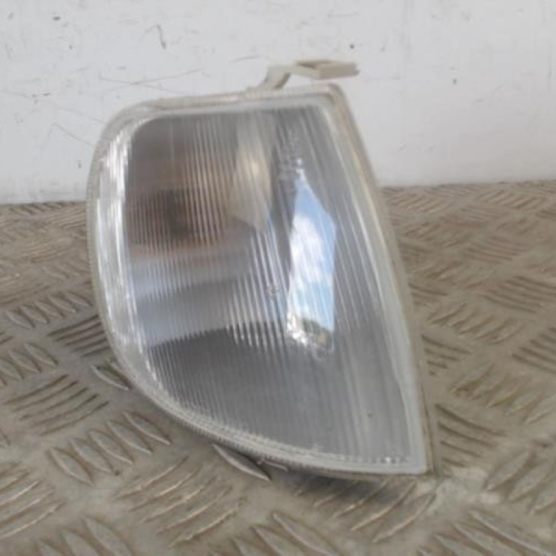 Optique avant secondaire droit (feux)(clignotant) VOLKSWAGEN POLO 3