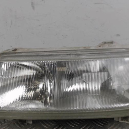 Optique avant principal gauche (feux)(phare) VOLKSWAGEN PASSAT 3 Photo n°1