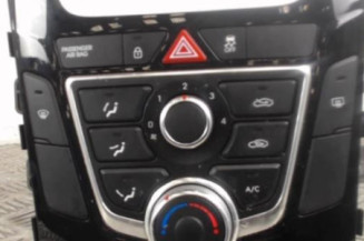 Commande chauffage HYUNDAI I 30 2 Photo n°1
