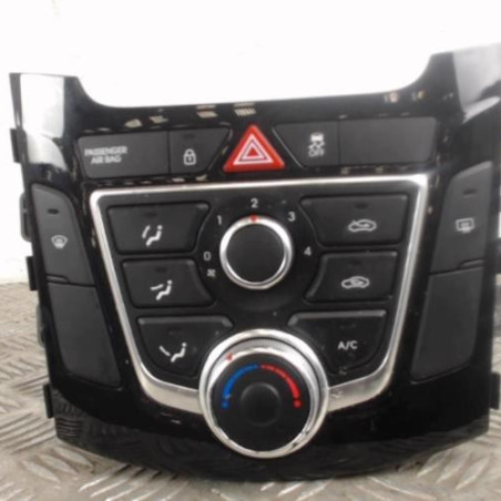 Commande chauffage HYUNDAI I 30 2 Photo n°1