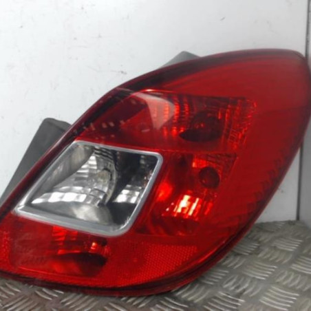 Feu arriere principal droit (feux) OPEL CORSA D Photo n°1